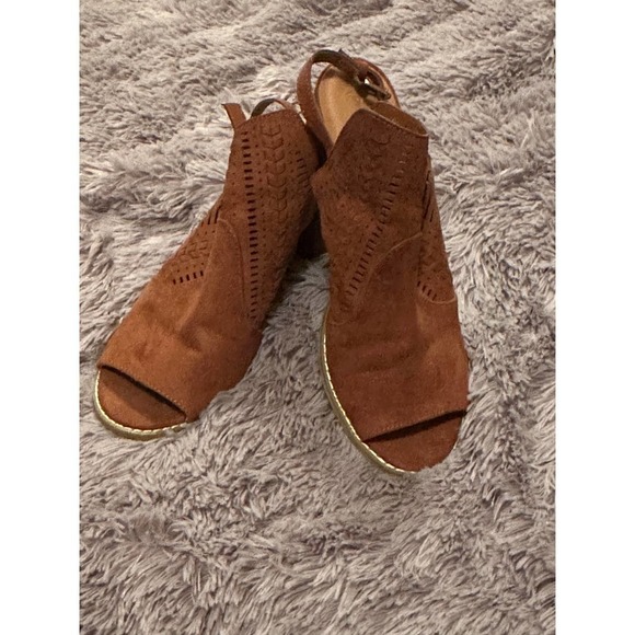 Universal Thread Brown Sling Back Peep-Toe Mule Heels Women Size 9.5 - Picture 1 of 11